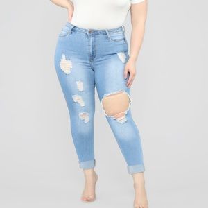 2x fashion nova jeans